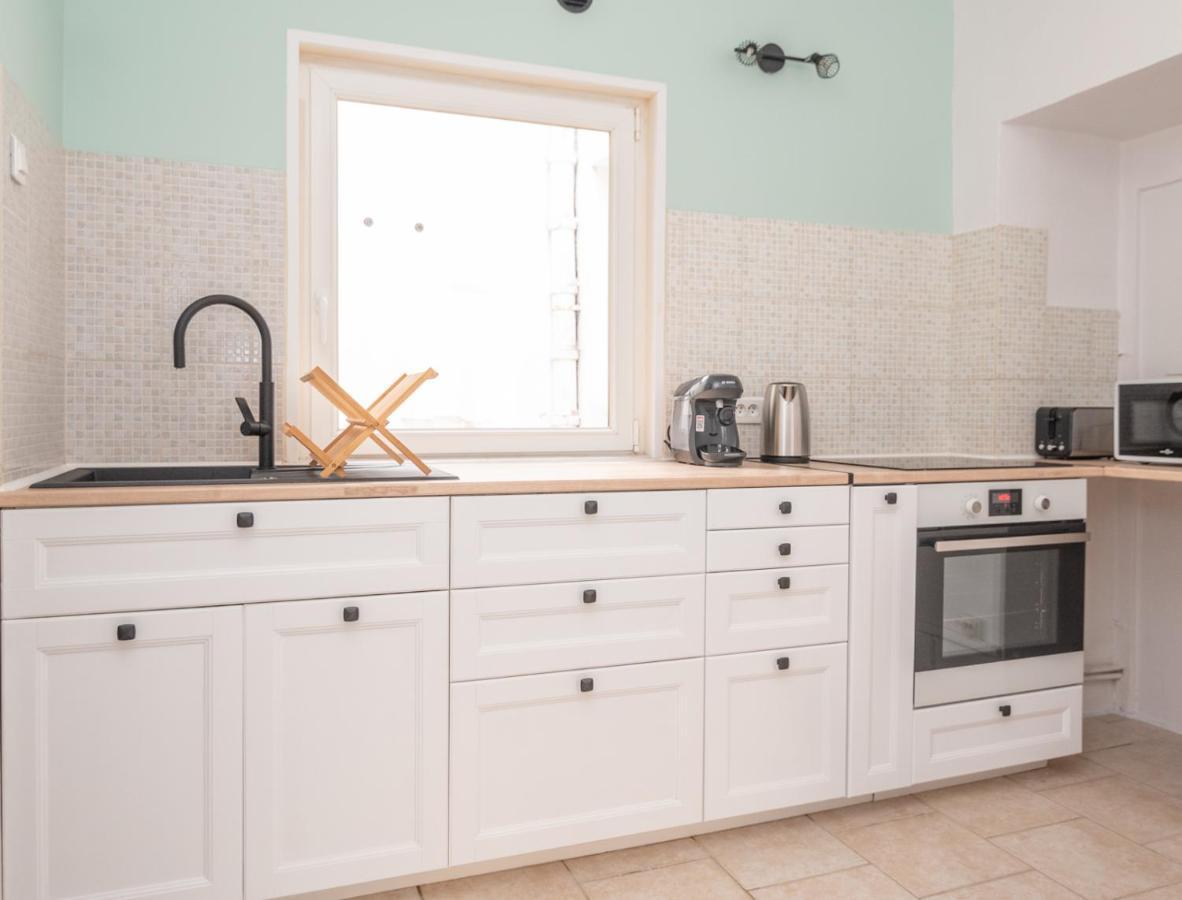 שאלון-סור-סאון Appartement Cosy Au Centre Ville Avec Garage מראה חיצוני תמונה